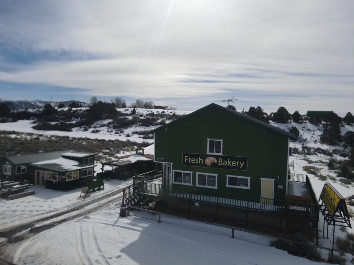 Bryce Sunset Inn Panguitch Kültér fotó
